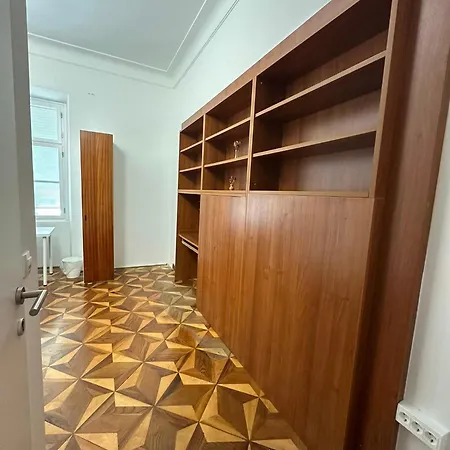 Apartment Rimska *