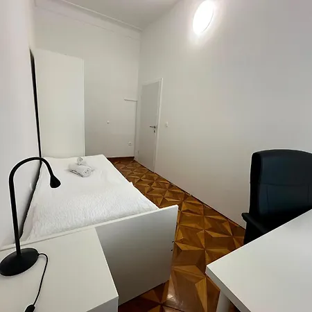 Rimska Apartment *