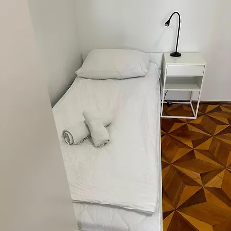 Rimska Apartment *