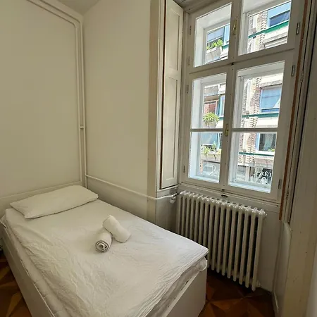 Rimska Apartment *
